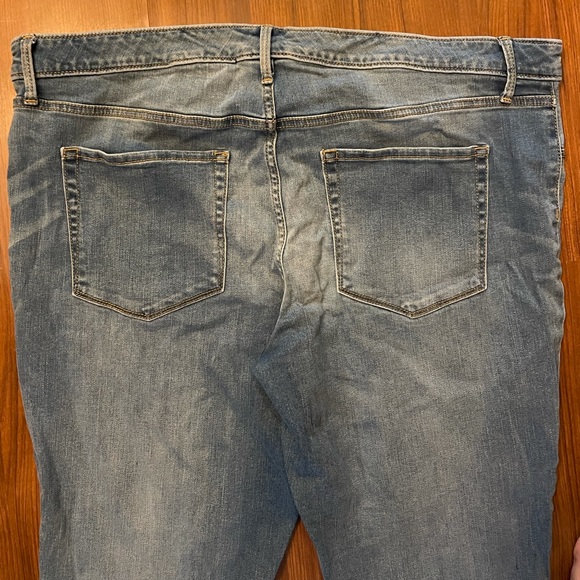 Detailed hem skinny jeans - Picture 3 of 4